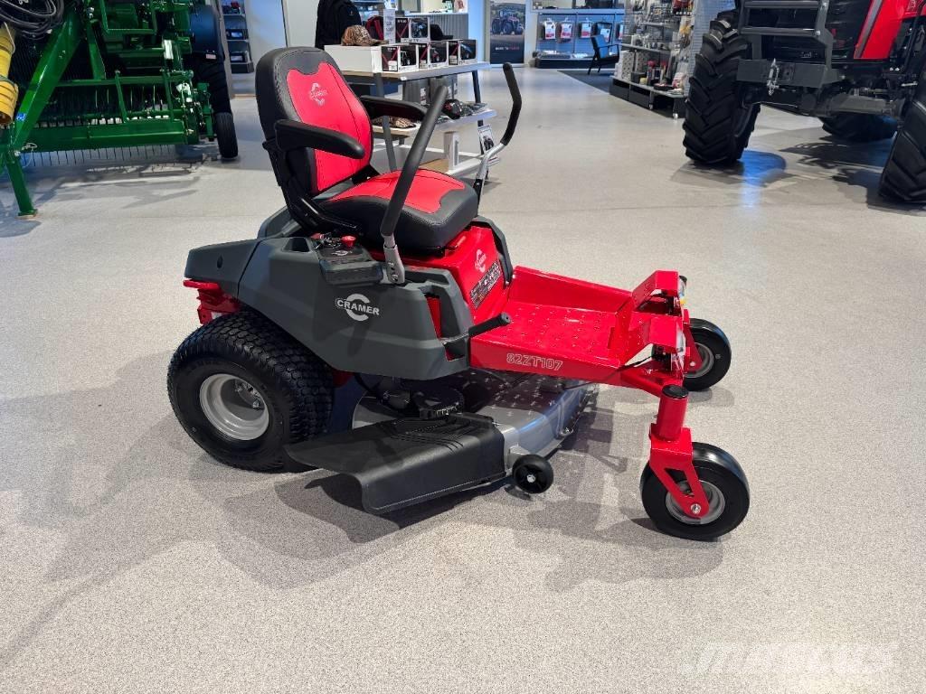 Cramer 82ZT107 Päältäajettavat ruohonleikkurit