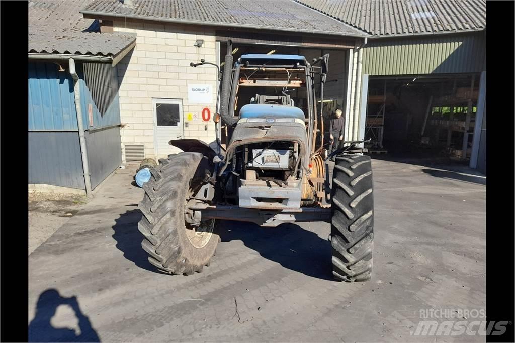 New Holland 8160 Traktorit