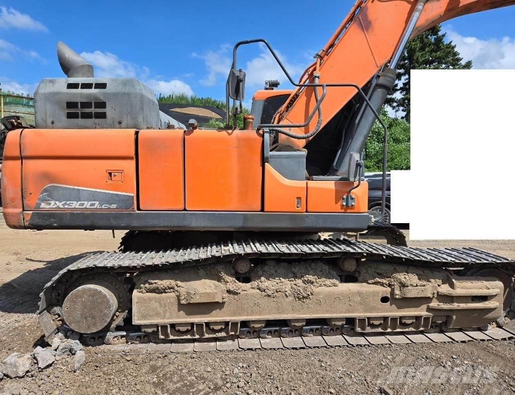 Doosan DX 300 LC-5 Telakaivukoneet