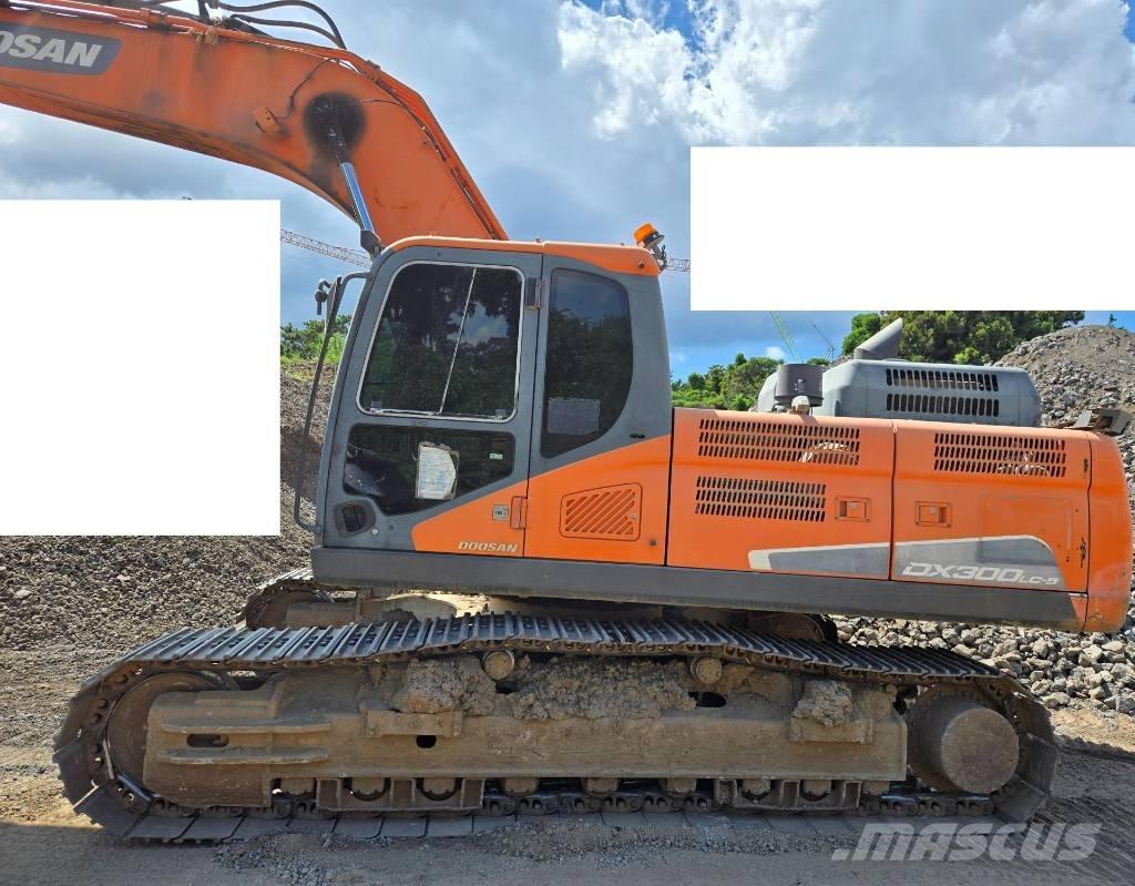 Doosan DX 300 LC-5 Telakaivukoneet