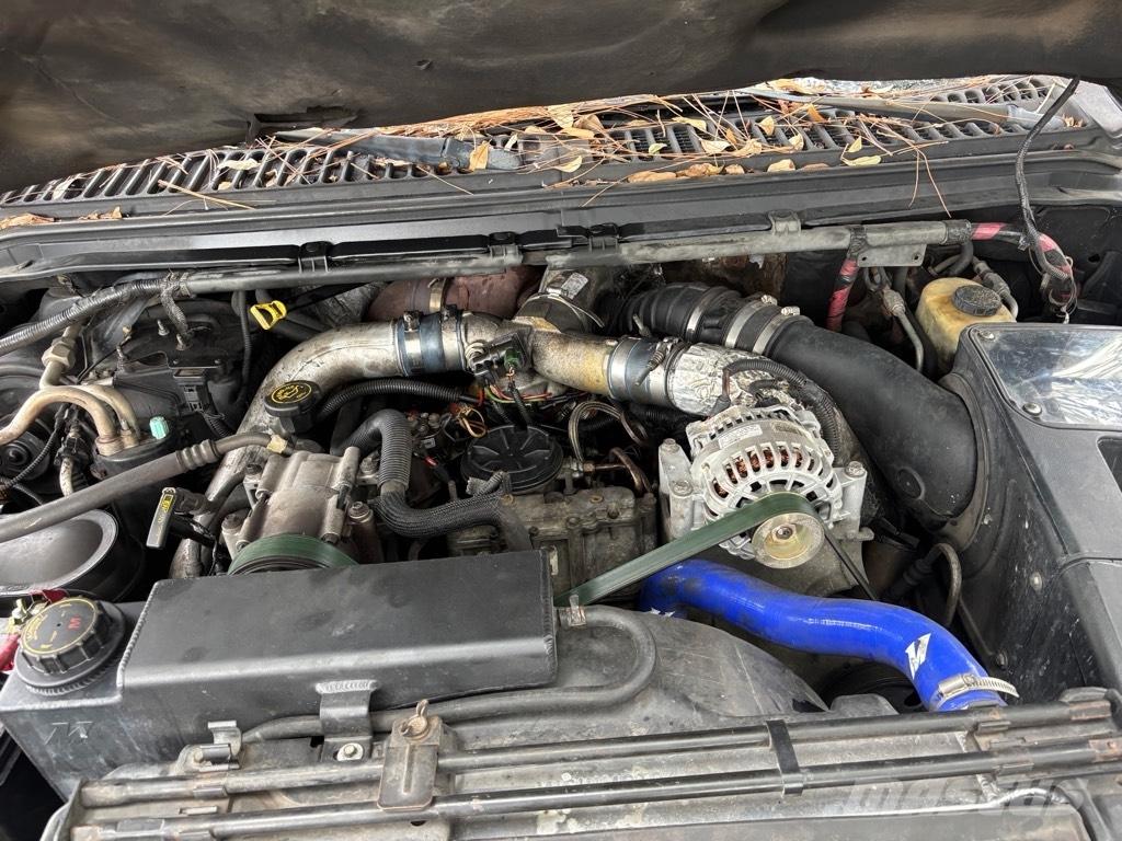 Ford F 350 Lava-autot