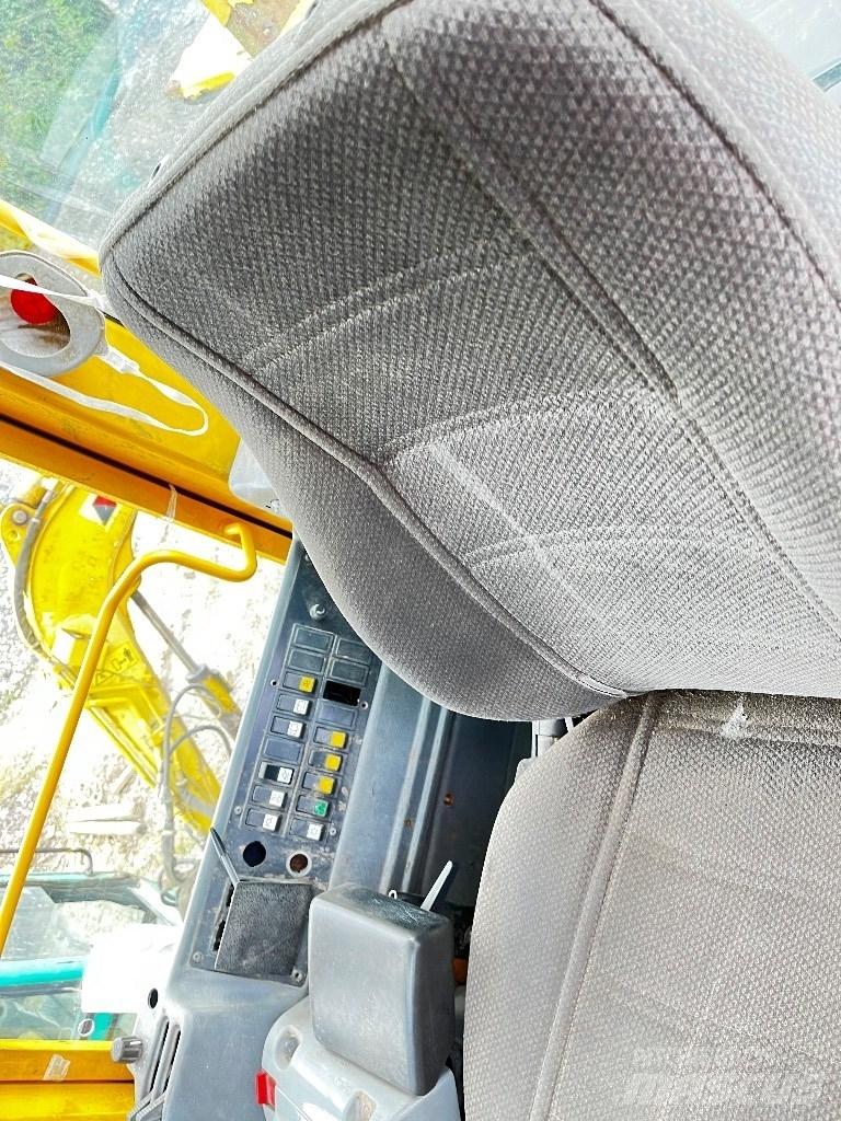 Volvo L 120 E Pyöräkuormaajat