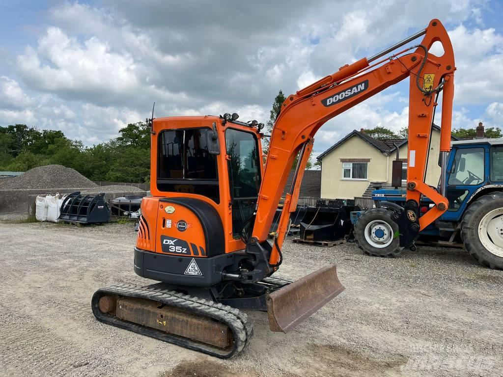 Doosan DX35Z Minikaivukoneet < 7t