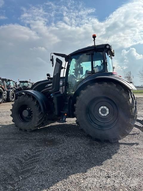Valtra T 235 D Traktorit