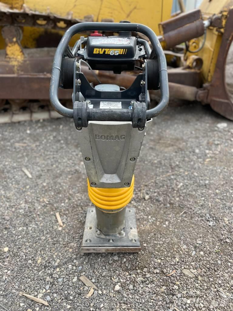 Bomag BVT 65 Tärylevyt