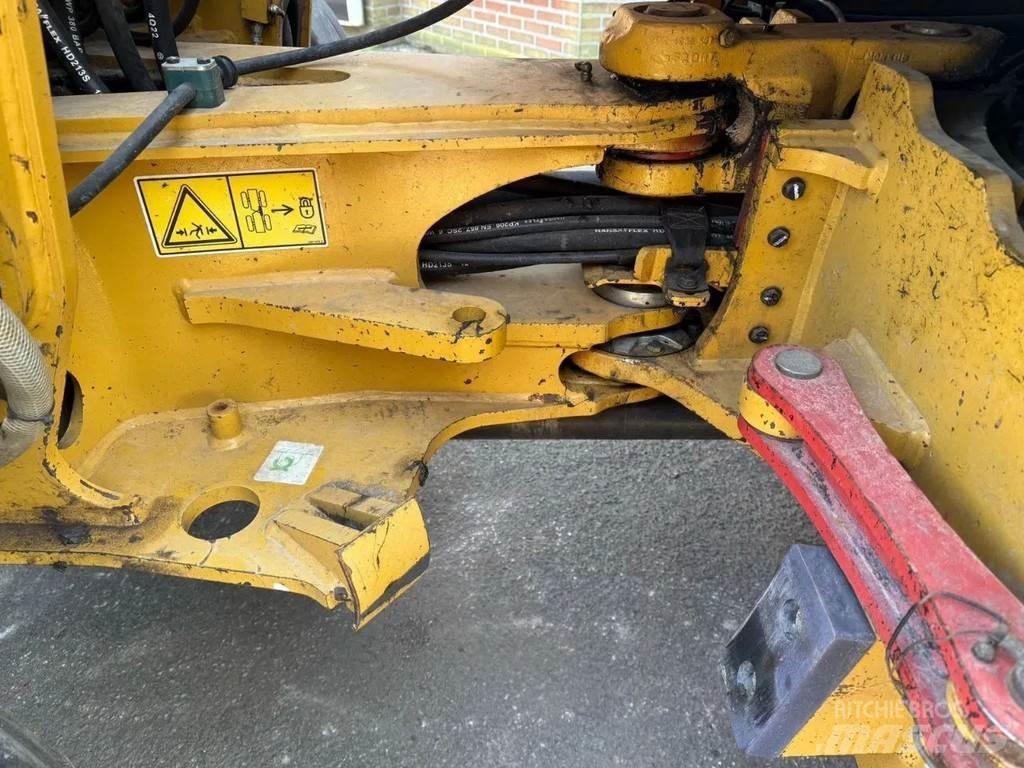 CAT 907M Pyöräkuormaajat