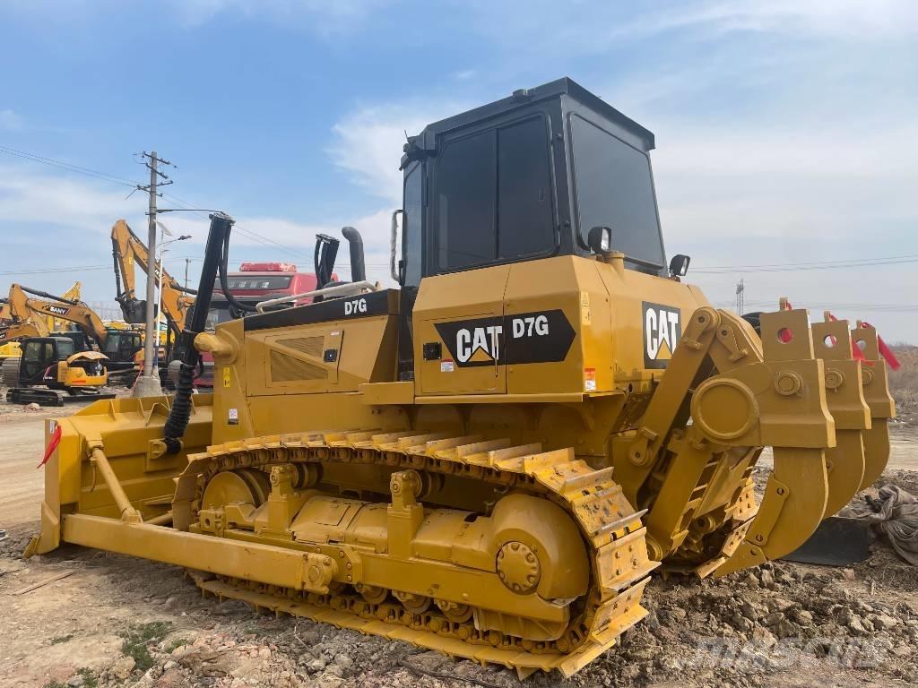 CAT D 7 G Telaketjupuskutraktorit