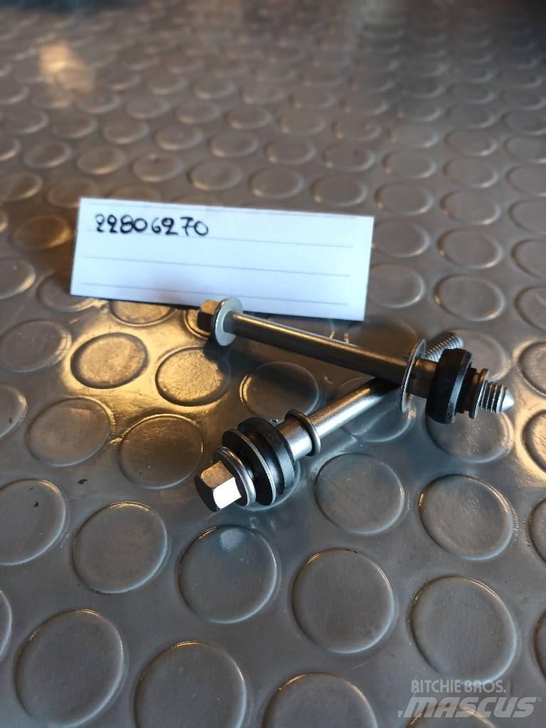 Volvo SCREW 22806270 Muut