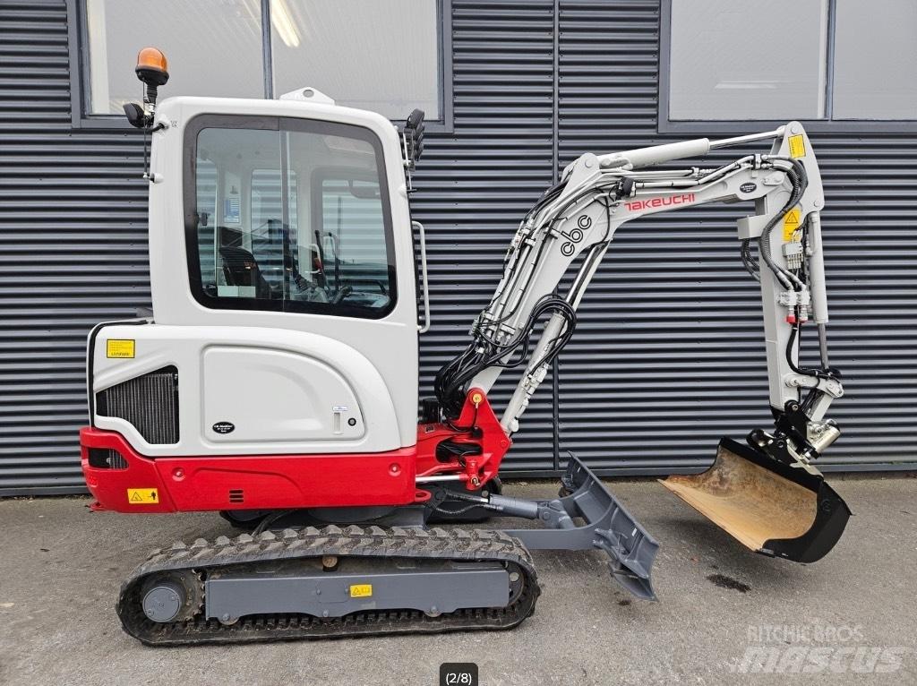 Takeuchi TB 225 Minikaivukoneet < 7t