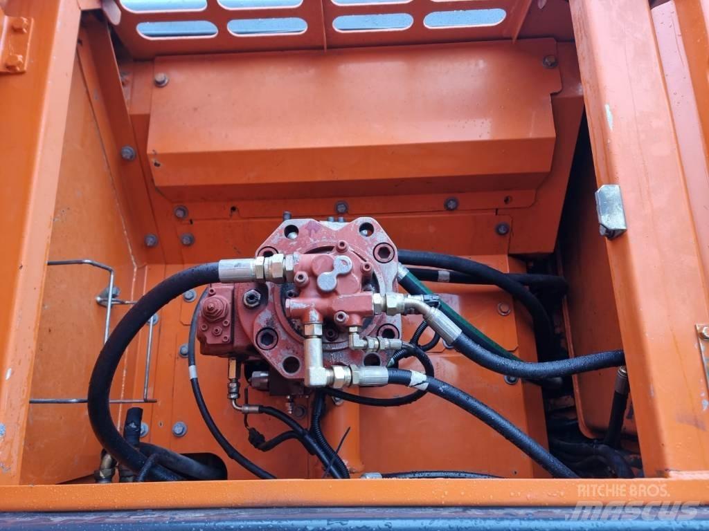 Doosan DX 255 LC Telakaivukoneet