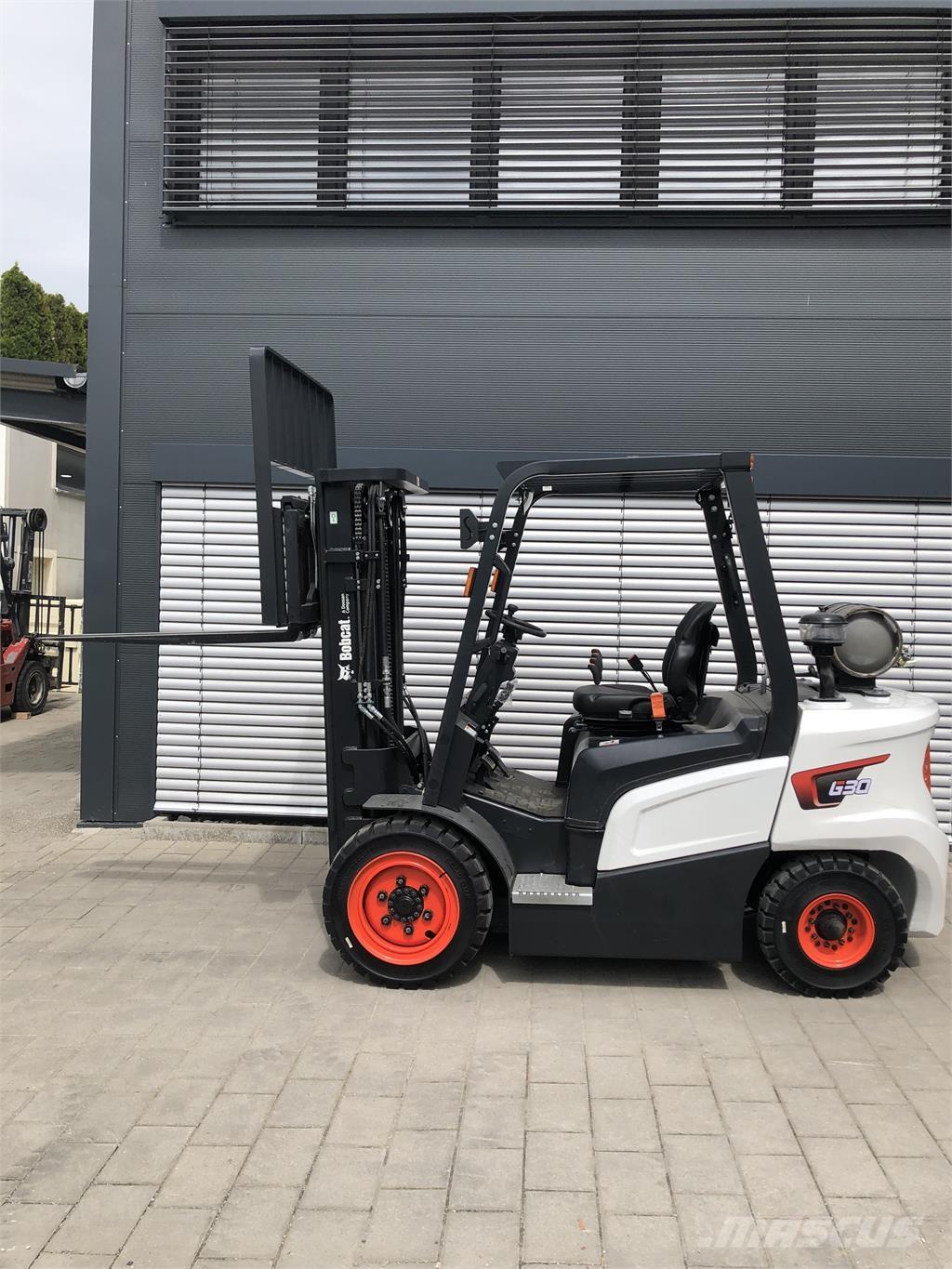 Bobcat G30 NXP Nestekaasutrukit