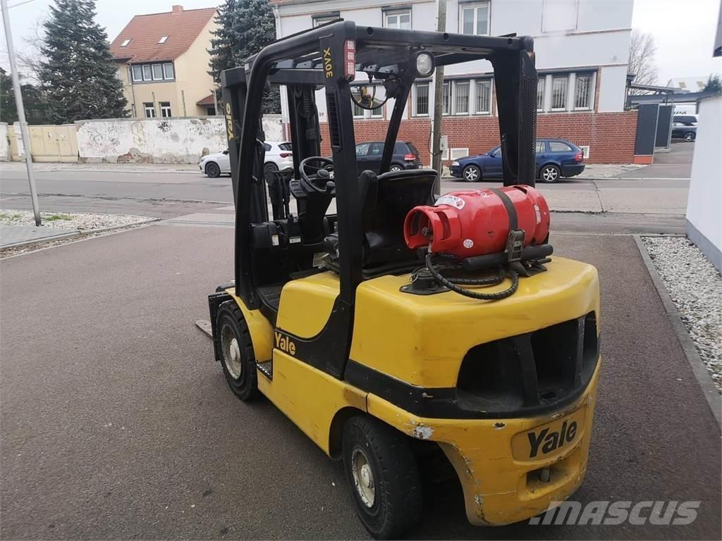 Yale GLP30VX Nestekaasutrukit