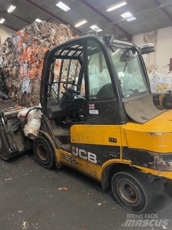 JCB TLT30 Muut haarukkatrukit