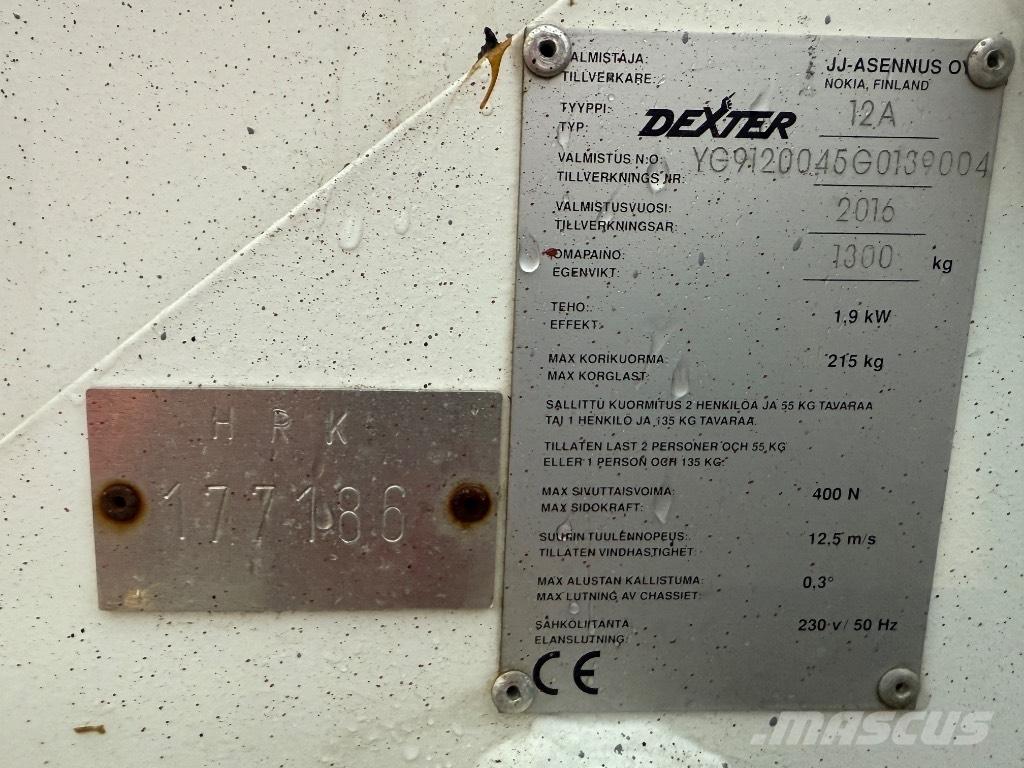 Dexter 12 A Hinattavat henkilönostimet