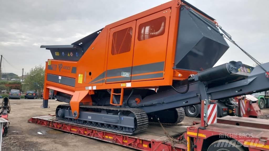 Arjes Titan 900 Muut materiaalinkäsittelykoneet