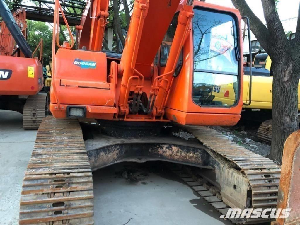 Doosan 220-7 Telakaivukoneet