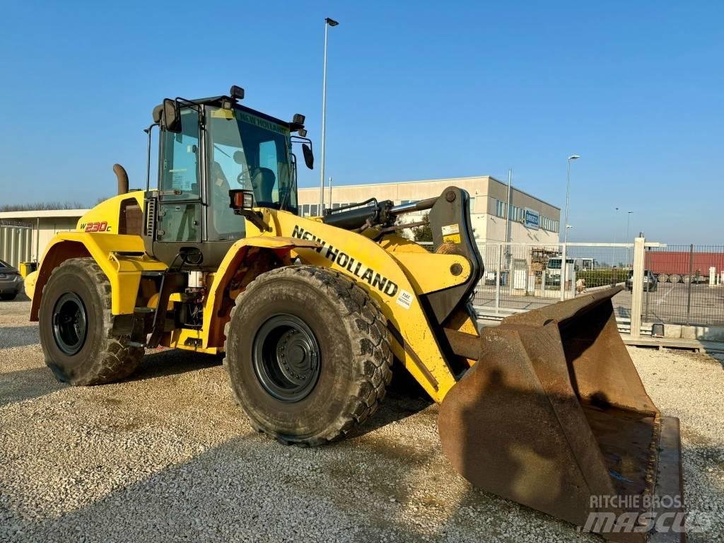 New Holland W 230 C Pyöräkuormaajat