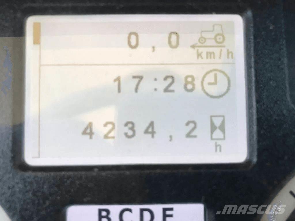 John Deere 6155 M Traktorit