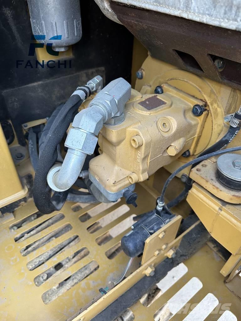 CAT CAT305.5E2 Minikaivukoneet < 7t