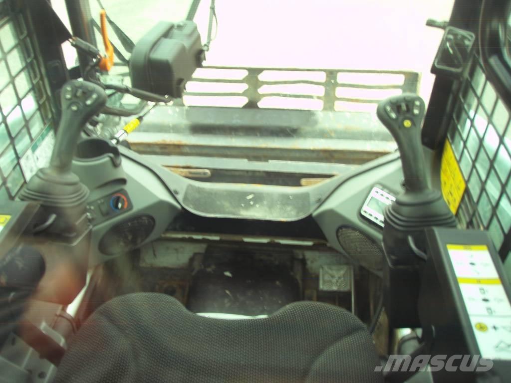 Bobcat T 450 Liukuohjatut kuormaajat