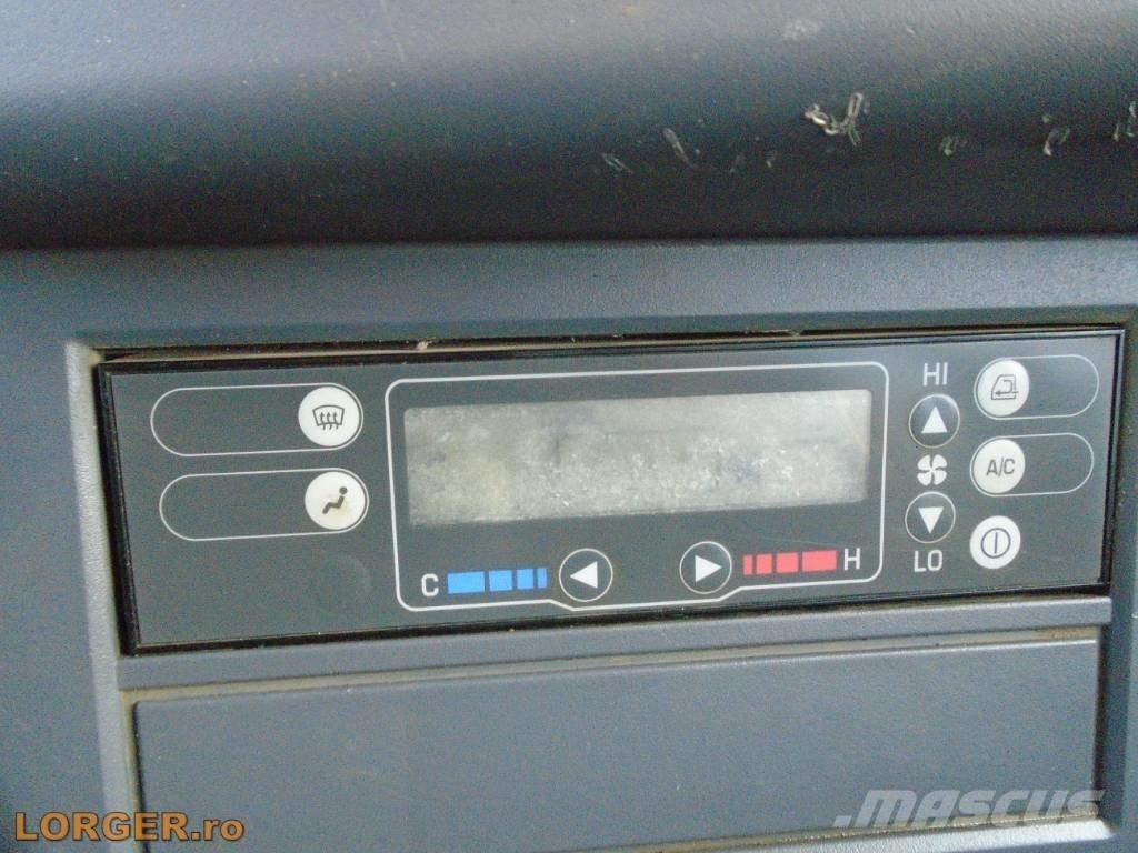 Komatsu HM300-2 Dumpperit