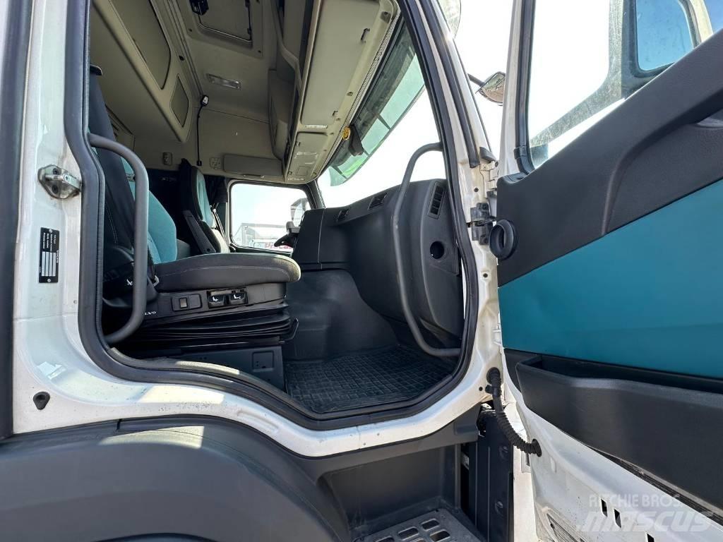 Volvo FM serie 3801 Umpikorikuorma-autot