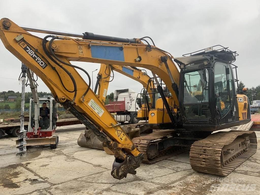 JCB JS130 Telakaivukoneet