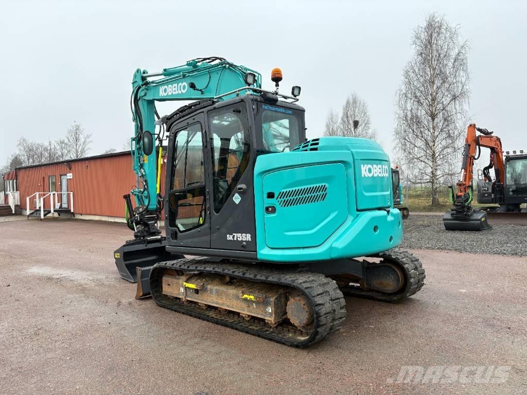 Kobelco SK75SR-7 Midikaivukoneet 7t - 12t