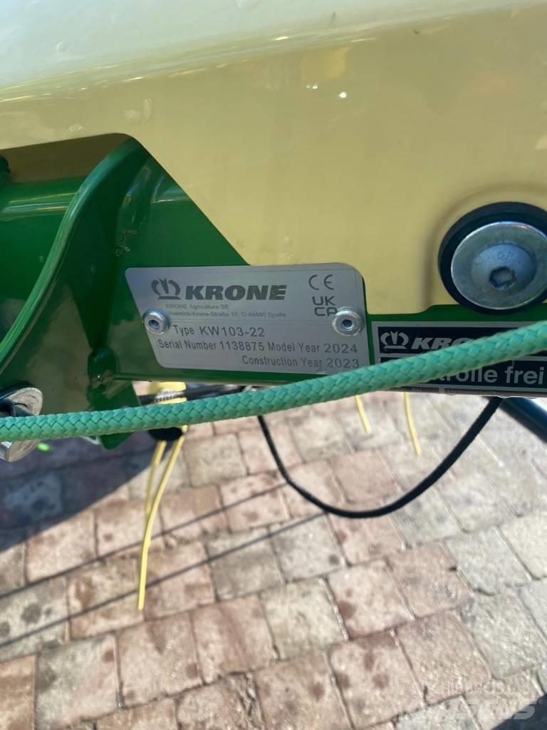 Krone Vendro 470 Pöyhimet ja haravat