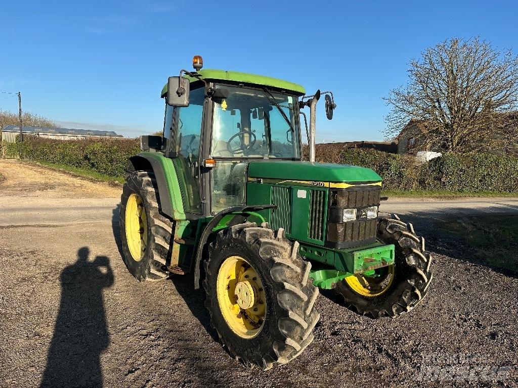 John Deere 6210 Traktorit