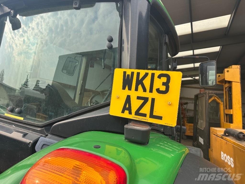 John Deere 6210 Traktorit