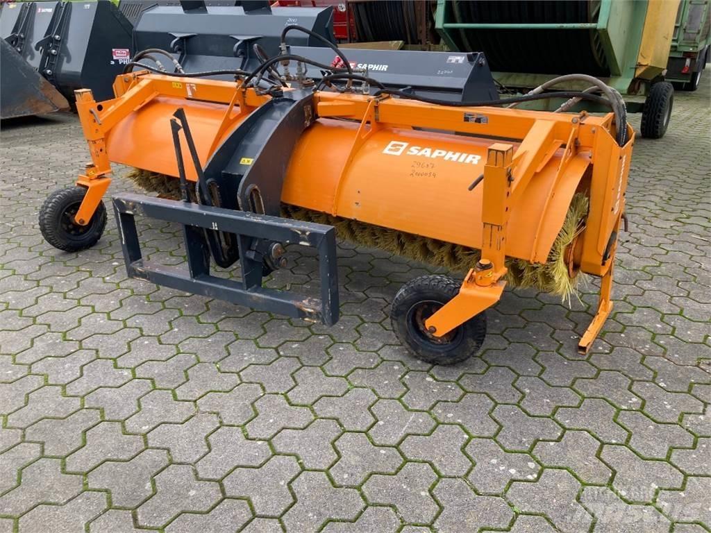 Saphir SKM 30 Lakaisukoneet