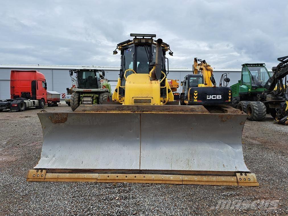 Komatsu D 61 PXi-24 Telaketjupuskutraktorit