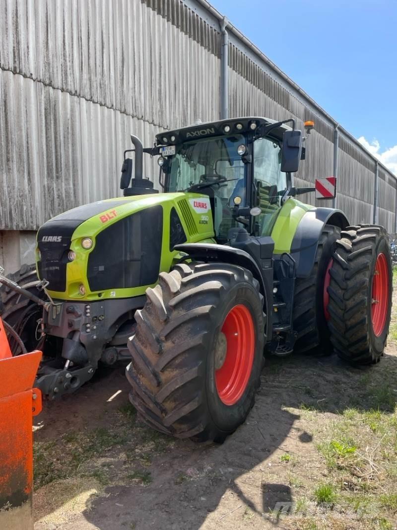 CLAAS Axion 950 Traktorit