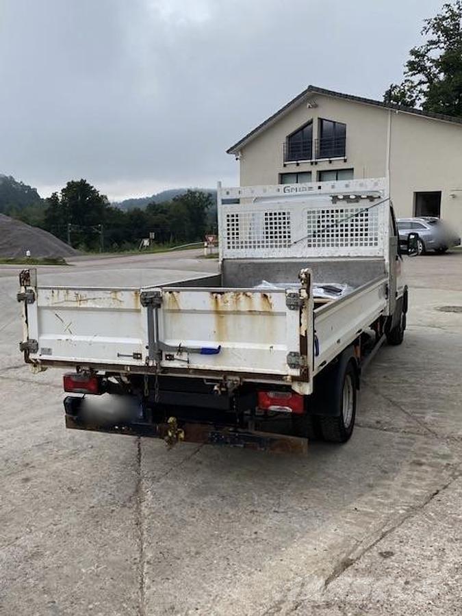 Iveco 35C18 Sora- ja kippiautot