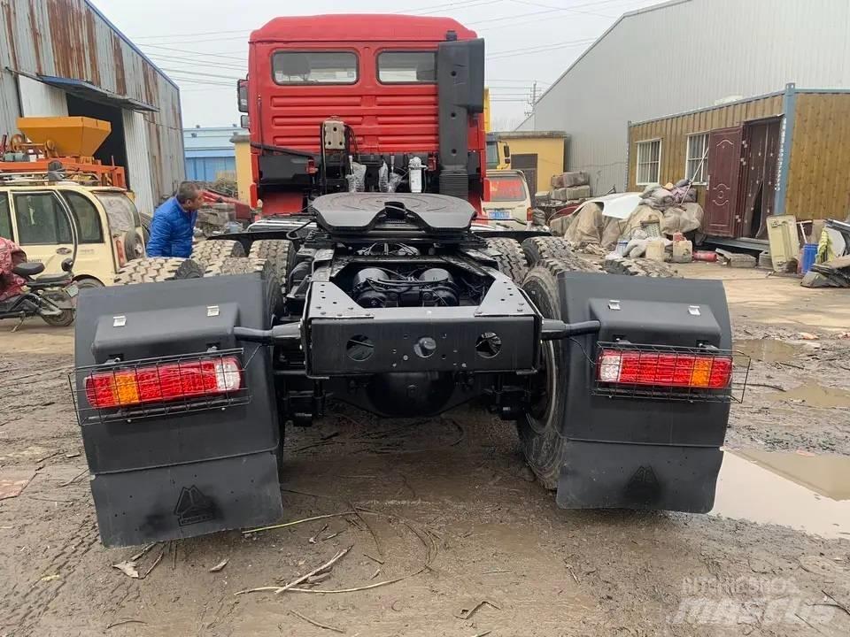 Shacman F3000 6X4 Vetopöytäautot