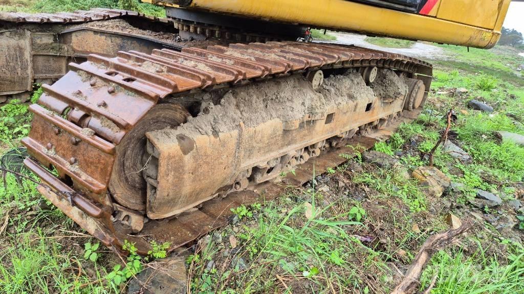 CAT 329 D L Telakaivukoneet