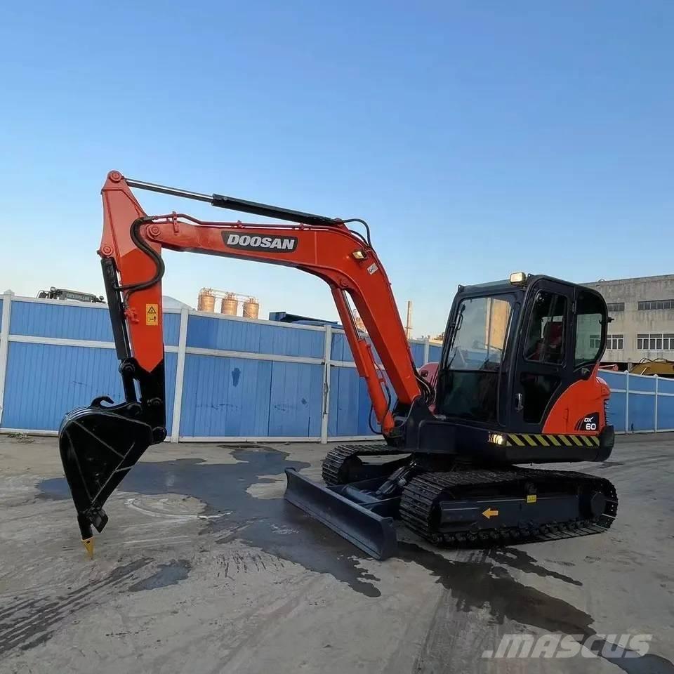 Doosan DX60-9C Minikaivukoneet < 7t