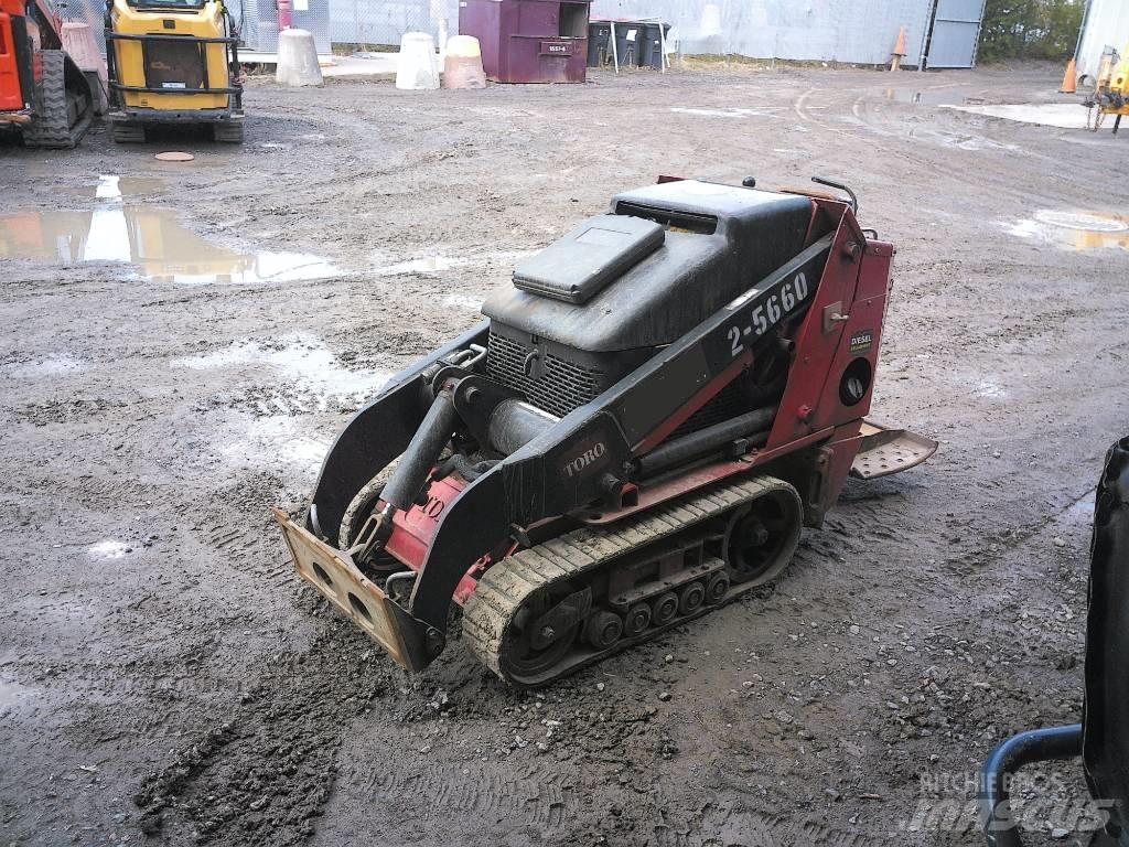 Toro DINGO TX525 Liukuohjatut kuormaajat