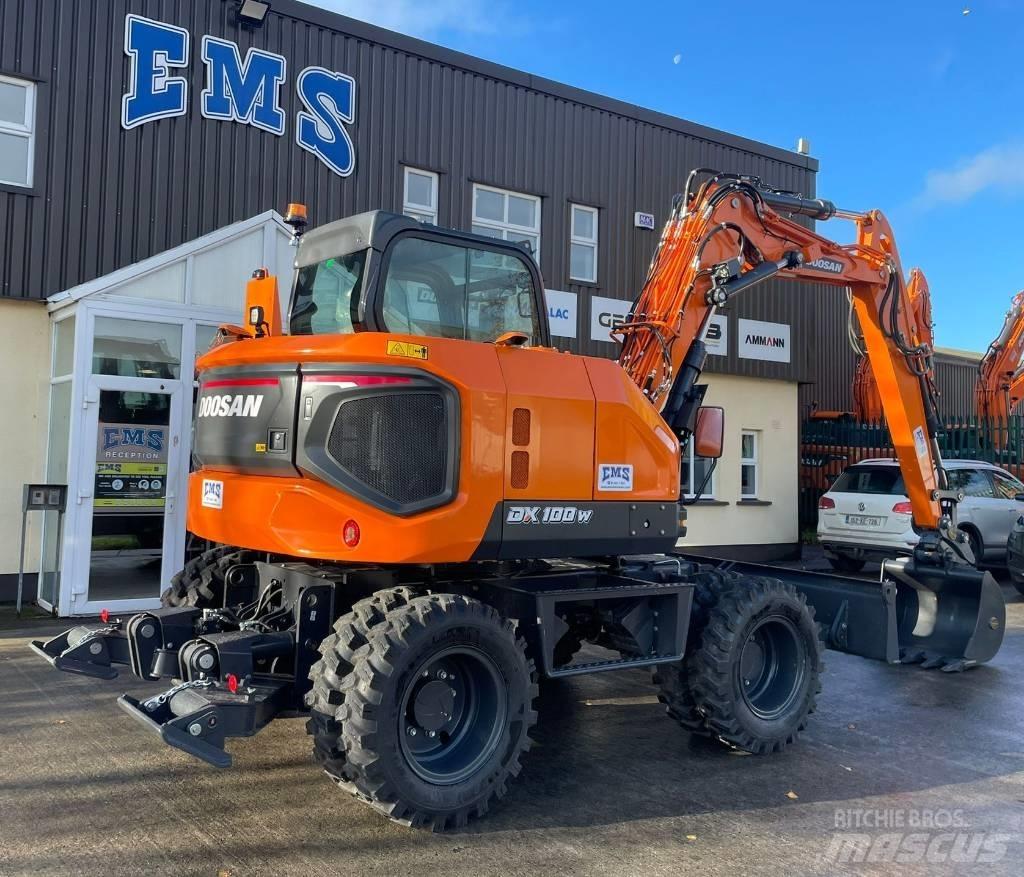 Doosan DX100W-7 Pyöräkaivukoneet