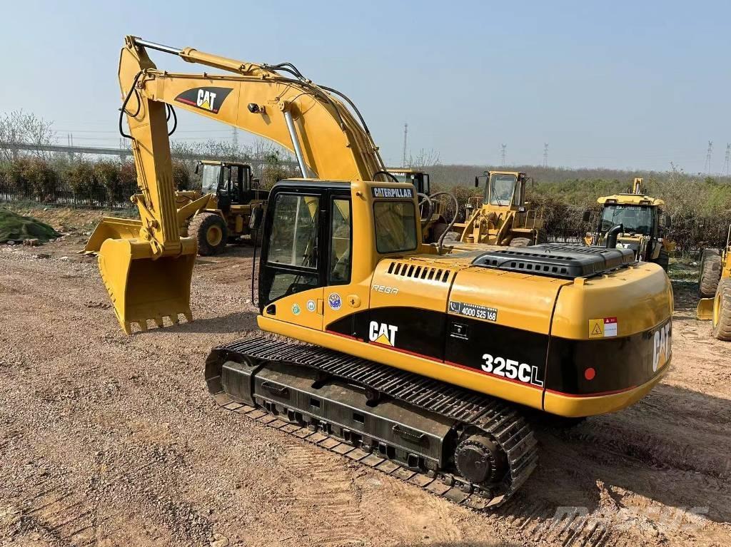 CAT 325C Telakaivukoneet