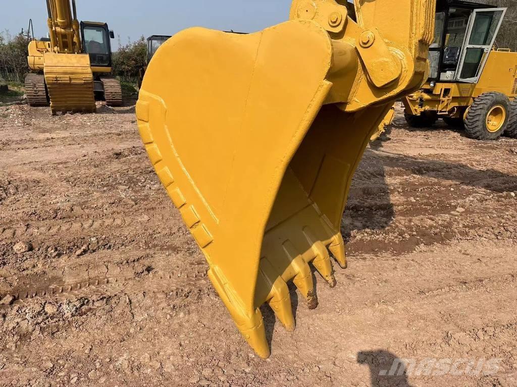 CAT 325C Telakaivukoneet