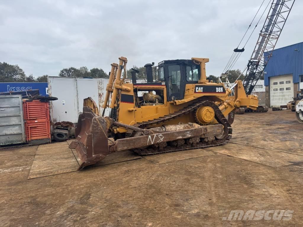 CAT D 8 N Telaketjupuskutraktorit