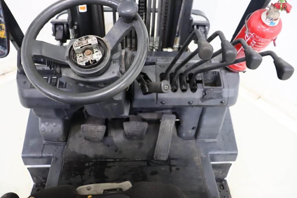 Nissan U1D2A20LQ Nestekaasutrukit