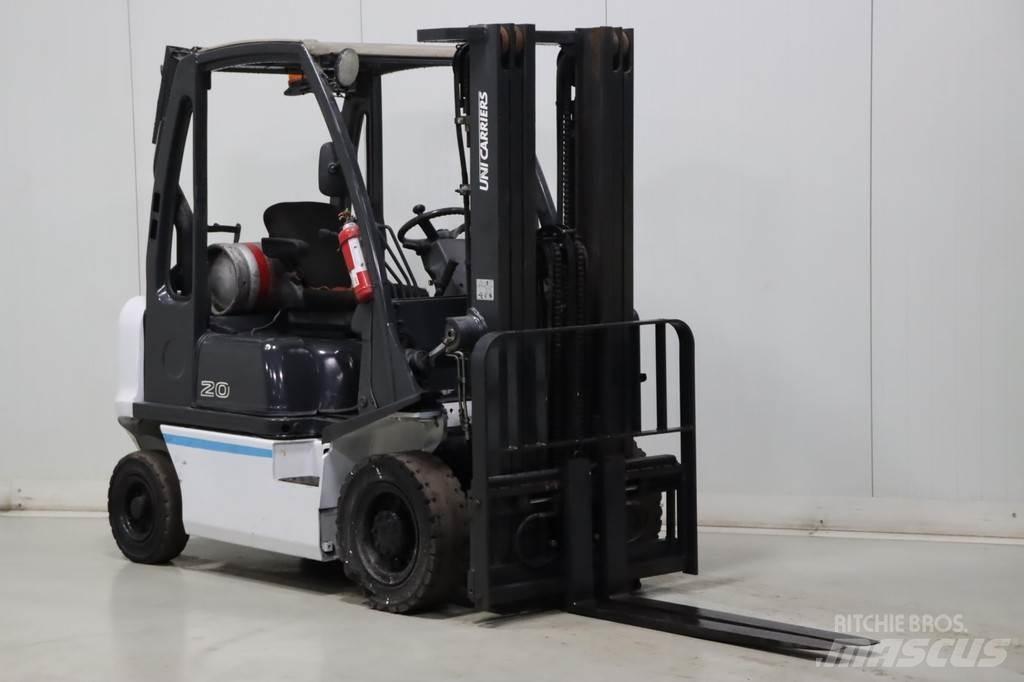 Nissan U1D2A20LQ Nestekaasutrukit