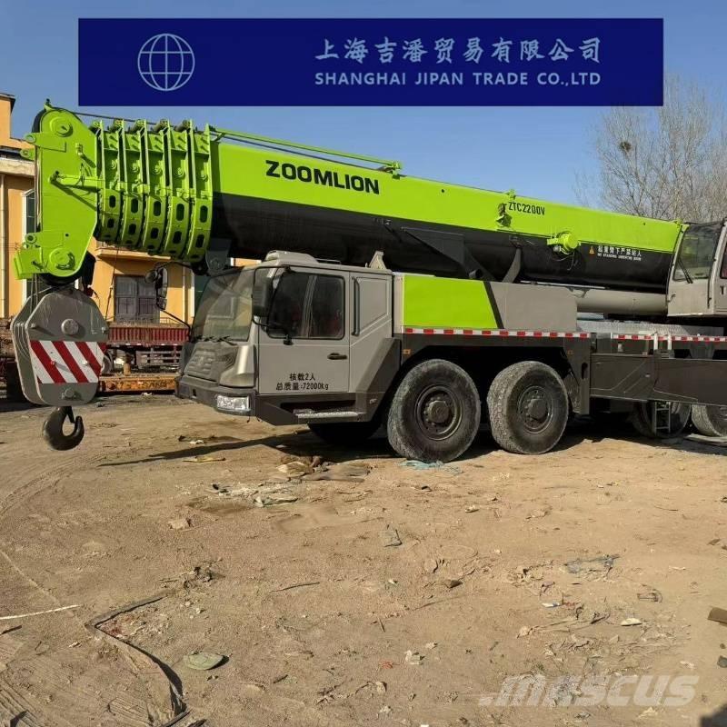 Zoomlion ZTC 2200 V Mobiilinosturit