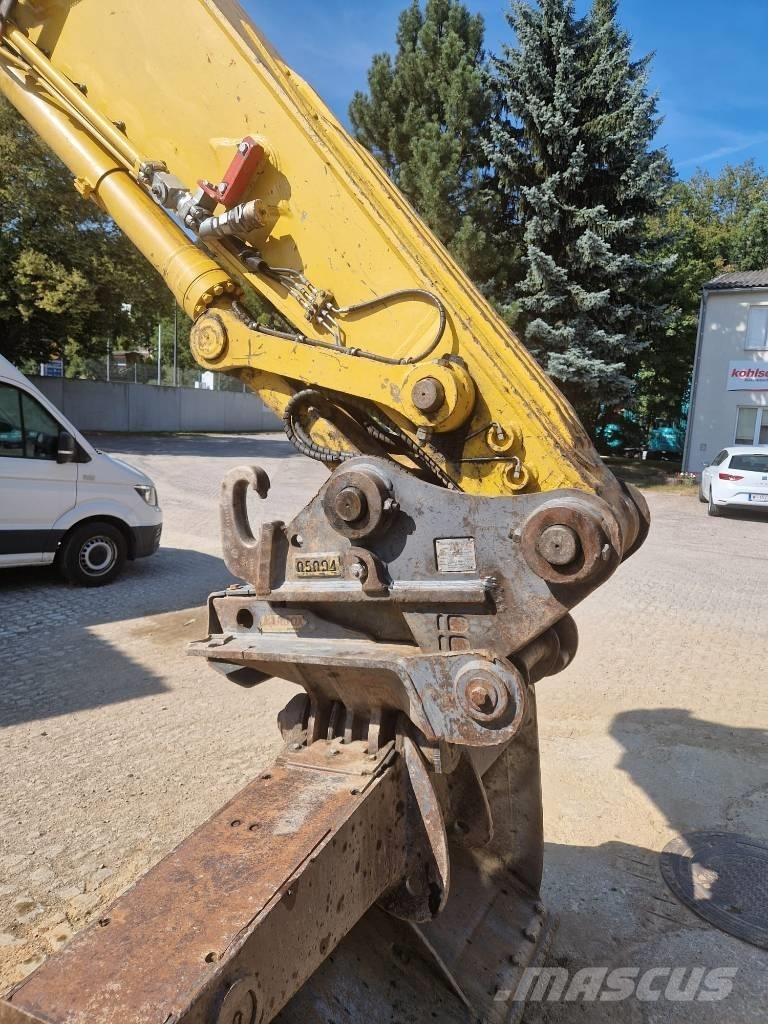 Komatsu PC 210 LC-11 Telakaivukoneet