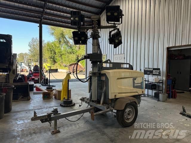 Atlas Copco V5 Valopylväät