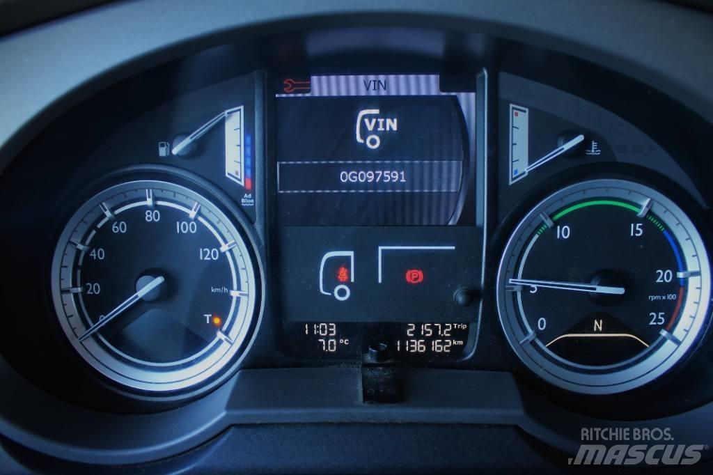 DAF XF 460 FTS Vetopöytäautot