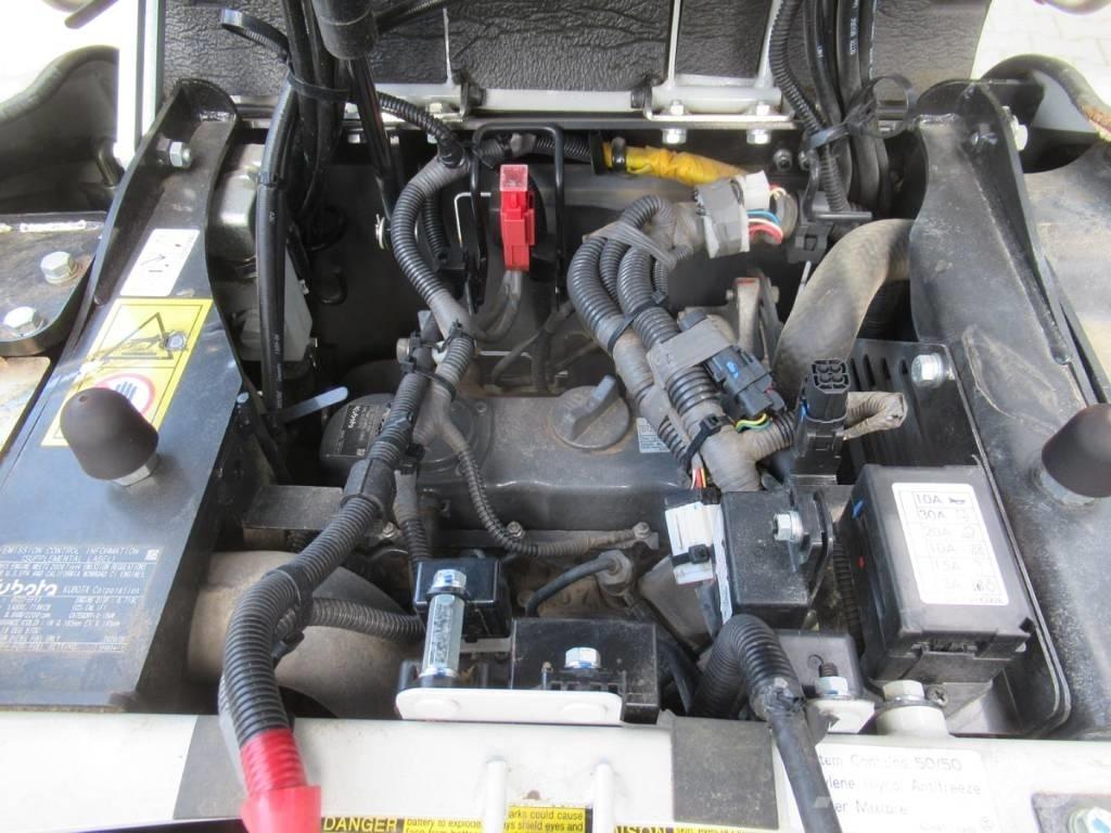 Takeuchi TB 210 R Minikaivukoneet < 7t